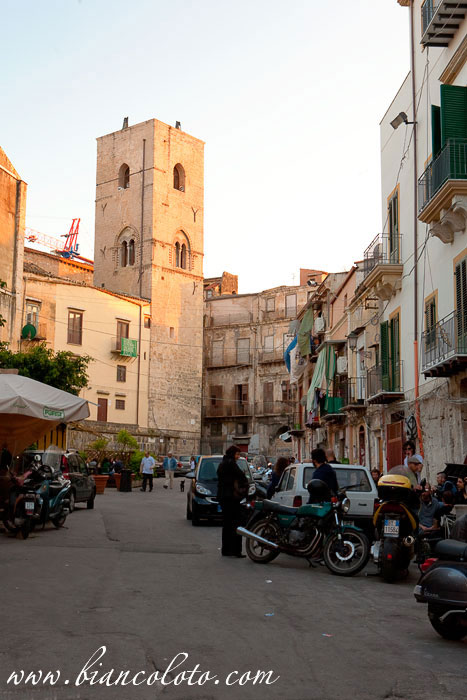 Башня Сан-Николо-ал-Албергерия. Палермо