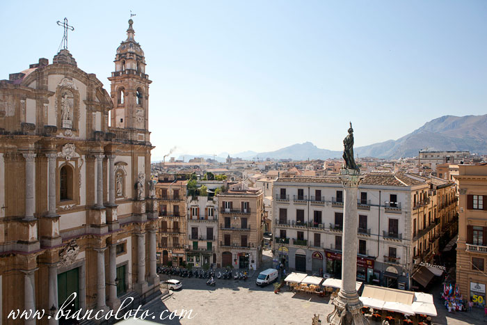 Вид на площадь. Палермо