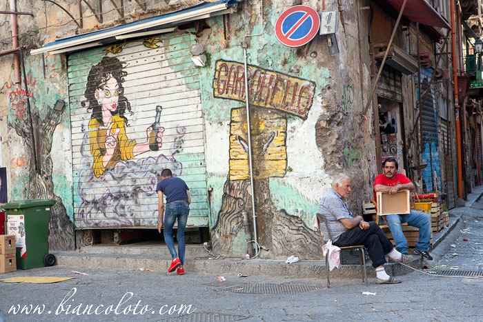 Площадь Карачоло. Палермо