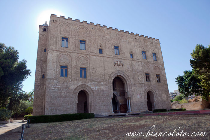 Палаццо Циза