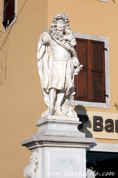 Пальманова (Palmanova)