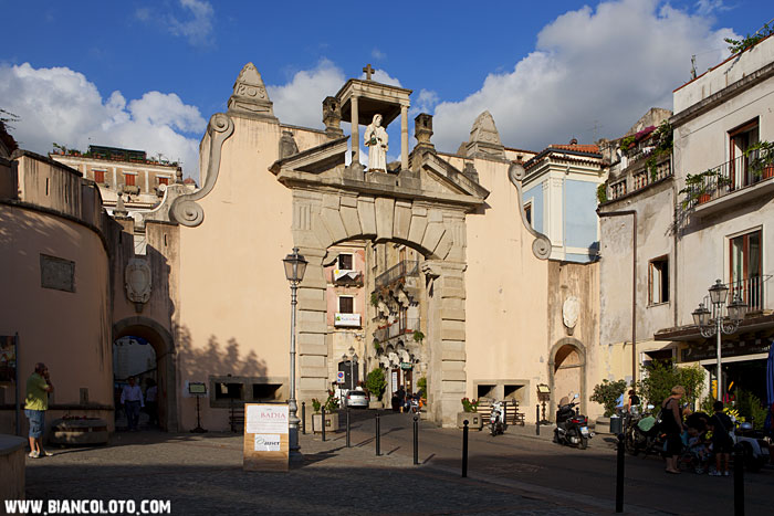 Арка Святого Франциска. Паола