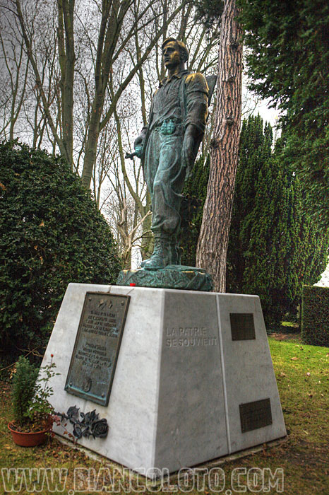 Париж, Кладбище Пер-Лашез