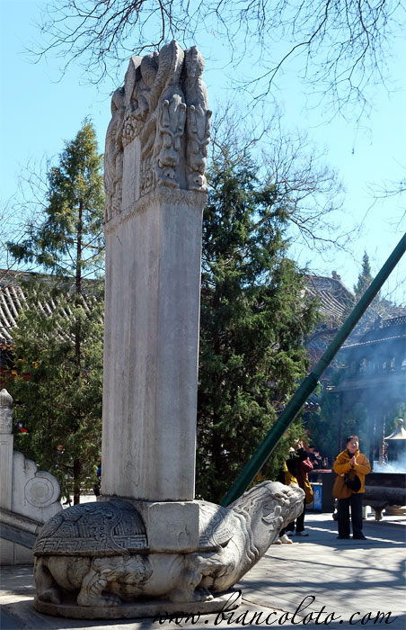 Храм Белых облаков (Байюньгуань)