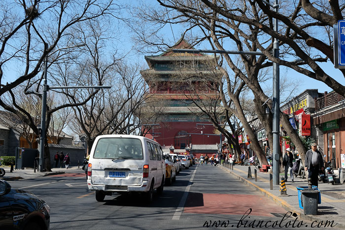 Башни Барабана и Колокола. Пекин. Китай