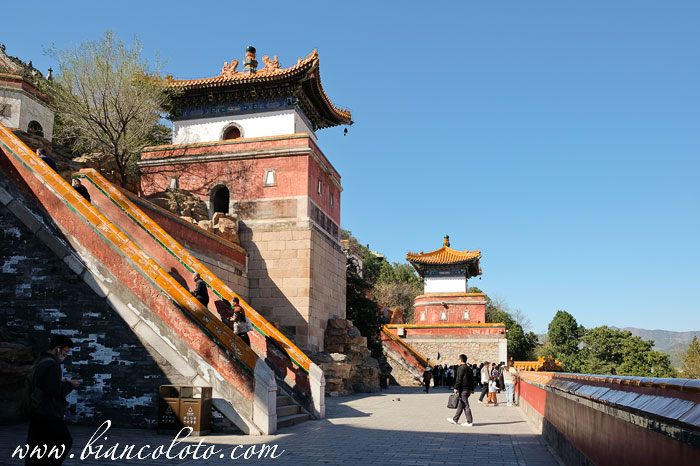 Летний императорский дворец Ихэюань 