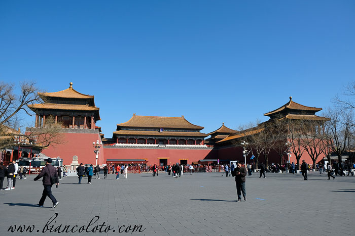 Полуденные ворота. Запретный город