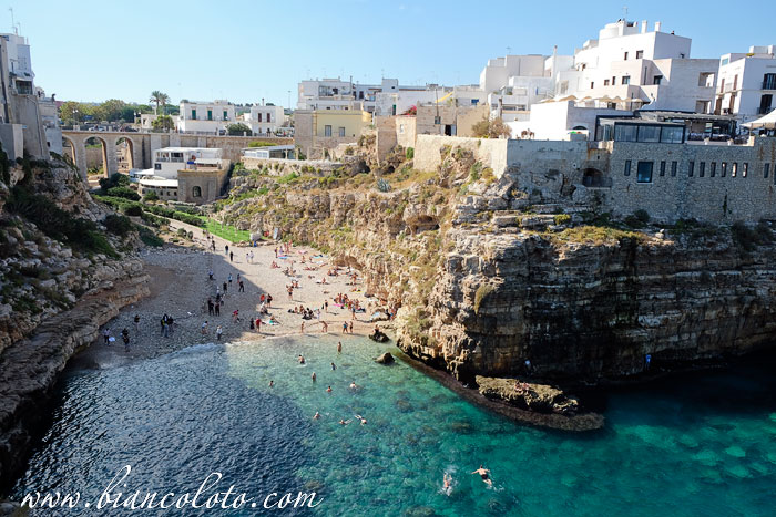 Бухта Монакиле