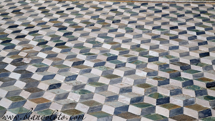 Помпейский серый 