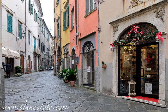 Понтремоли (Pontremoli)