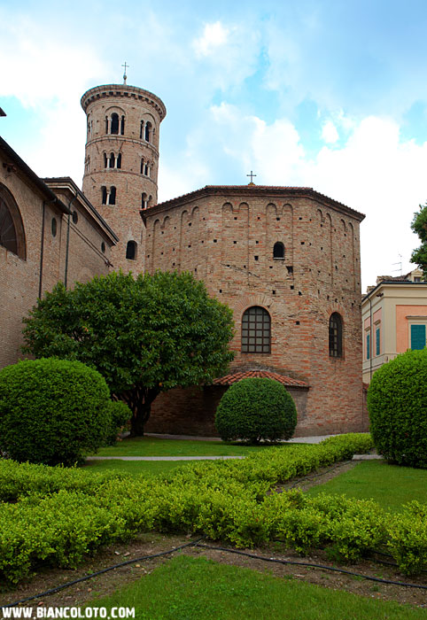 Православный баптистерий. Равенна