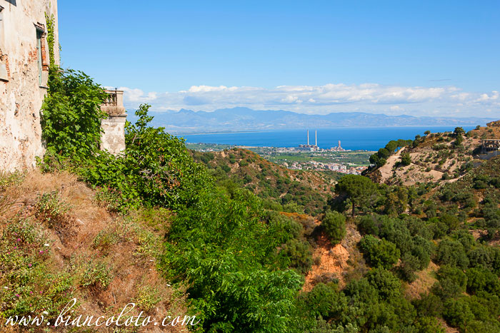 Панорама на море, Россано