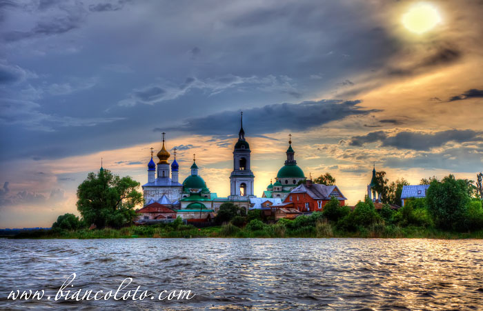 Спасо-Яковлевский Димитриев монастырь