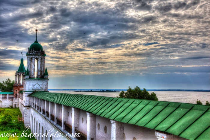 Спасо-Яковлевский Димитриев монастырь