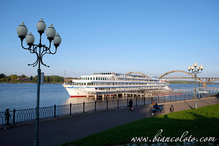 Набережная. Река Волга