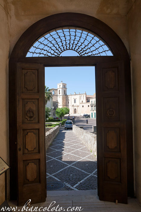 Вид из замка Санта Северина (Santa Severina)