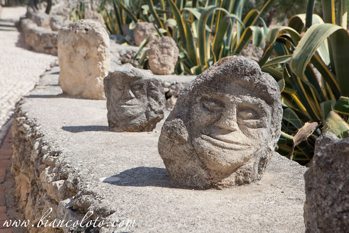 Каменные лица Филиппо Бентивенья. Шакка (Sciacca)