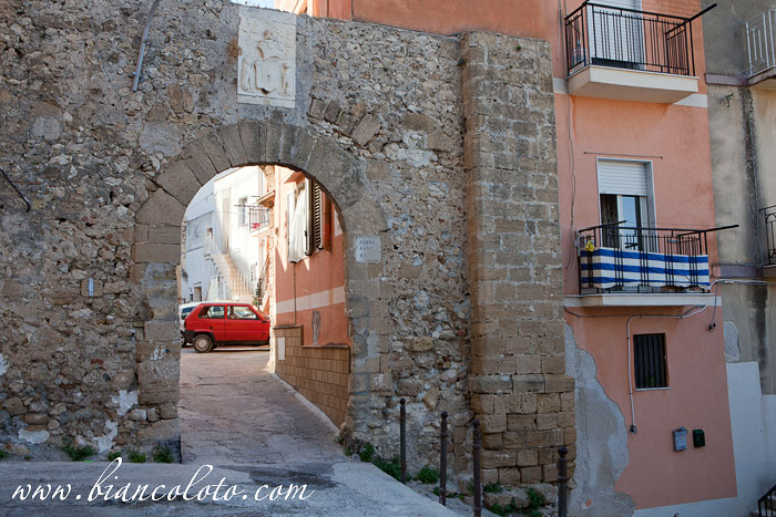 Остатки замка Перолло. Шакка (Sciacca)