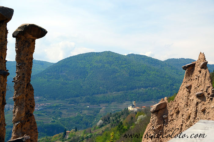 Земляные пирамиды Сегондзано (Segonzano)