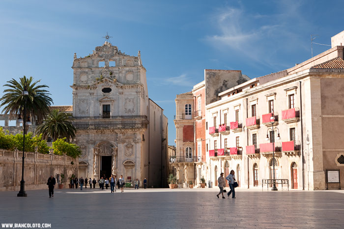 Церковь Санта-Лючия-алла-Бадия. Сиракуза