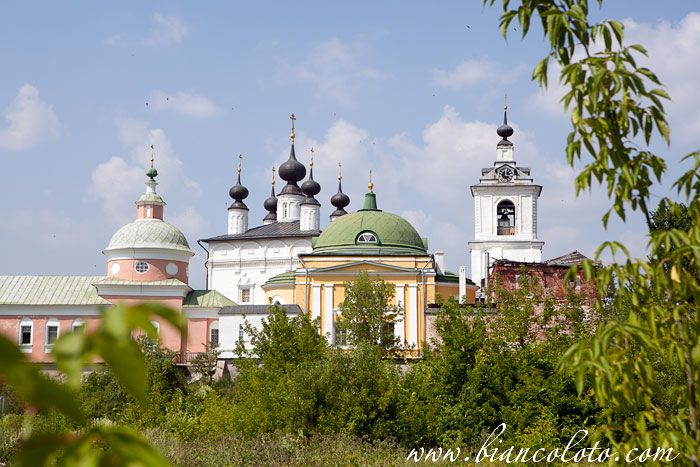Свято-Троицкий Белопесоцкий Монастырь