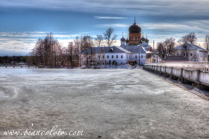 Свято-Введенская пустынь