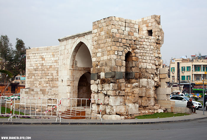 Ворота Баб Тума. Дамаск. Сирия.