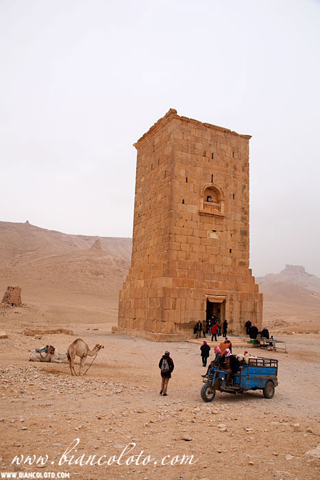 Гробница Ямблиха. Пальмира. Сирия.