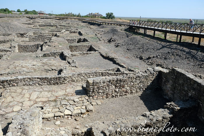 Древний город Танаис