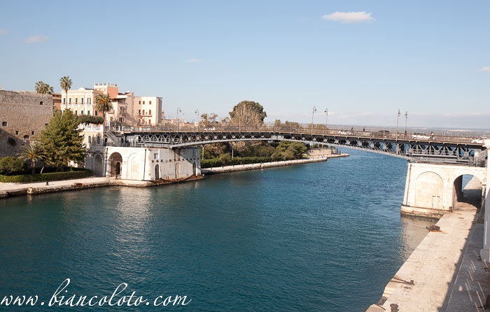 Разводной мост. Таранто