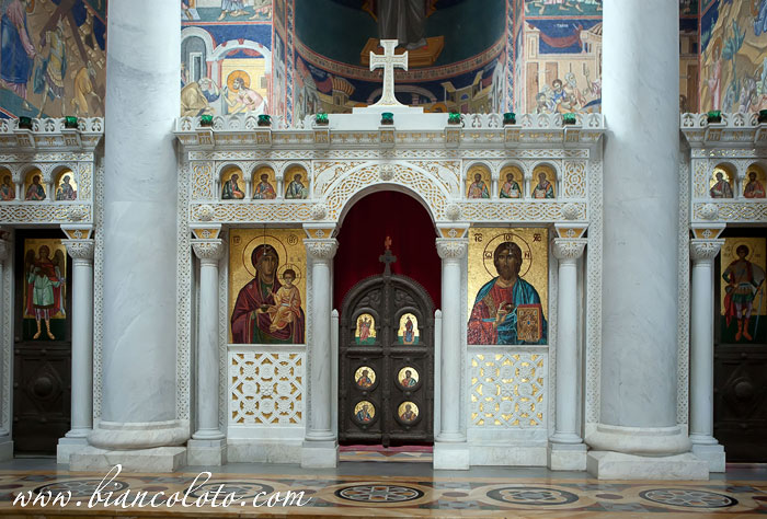 Церковь святого Георгия Победоносца (Опленац). Топола