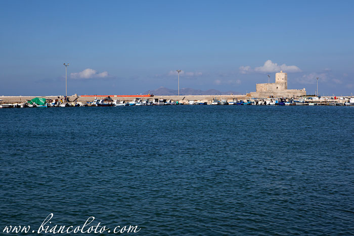 башня Линьи 