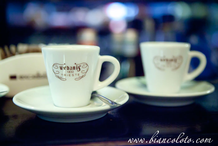 Кафе Urbanis. Триест (Trieste)