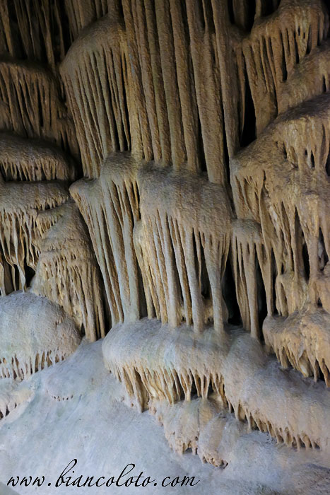 Пещера Караджа