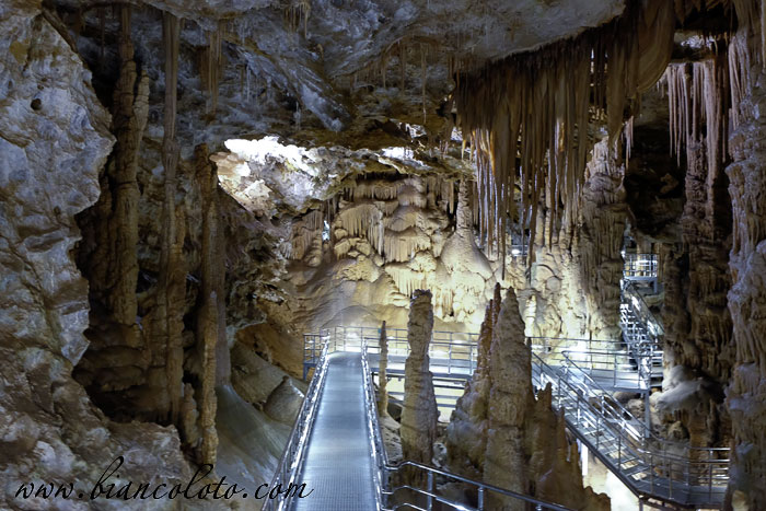 Пещера Караджа