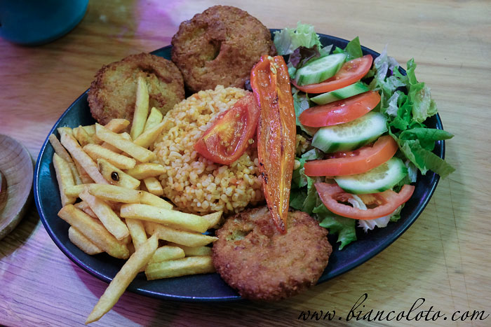 Чечевичные кёфте 