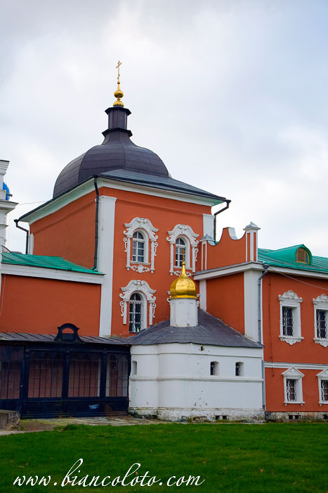 Николо-Угрешский монастырь, Храм успения Пресвятой Богородицы