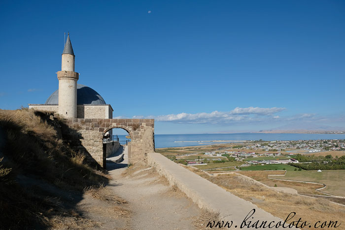 Мечеть Сулеймана-хана. Ван