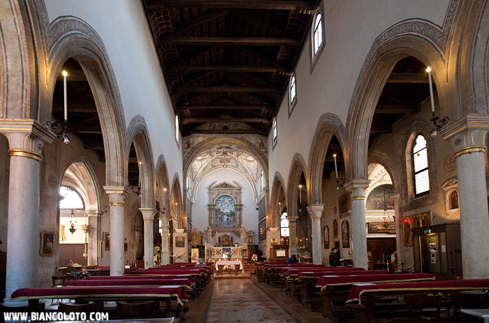 Церковь Сан-Джованниин-Брагора.