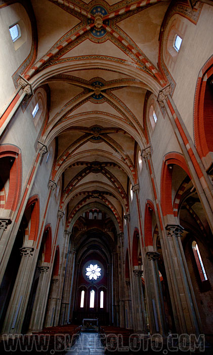 Базилика Святого Андрея. Верчелли