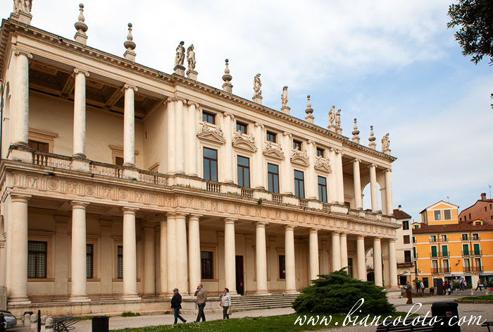 Дворец Кьерикати. Виченца