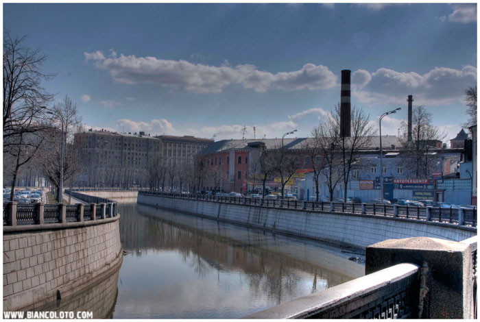 Вдоль Яузы, Москва